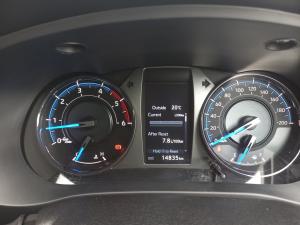 Toyota Hilux 2.8GD-6 Xtra cab Legend manual - Image 10