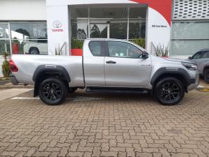 Toyota Hilux 2.8GD-6 Xtra cab Legend manual - Image 3