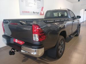 Toyota Hilux 2.4GD-6 single cab Raider manual - Image 2