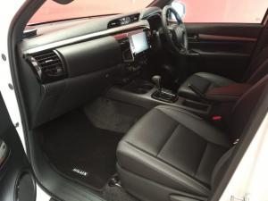 Toyota Hilux 2.8 GD-6 RB Legend 4X4 automaticD/C - Image 7
