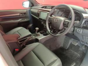 Toyota Hilux 2.8 GD-6 RB Legend 4X4 automaticD/C - Image 9