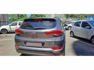 Hyundai Tucson 2.0 Elite auto - Image 6
