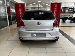 Volkswagen Polo Vivo hatch 1.6 Highline - Image 8