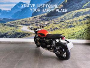Triumph Speed Twin 1200 - Image 5
