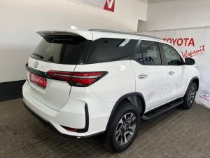 Toyota Fortuner 2.8GD-6 48V - Image 2