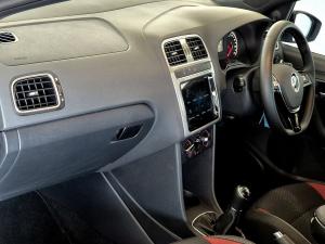 Volkswagen Polo Vivo hatch 1.0TSI GT - Image 14