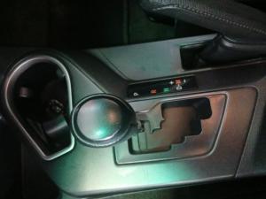 Toyota RAV4 2.0 GX auto - Image 14