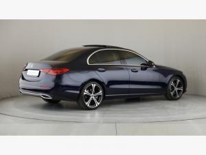 Mercedes-Benz C-Class C220d Avantgarde - Image 2