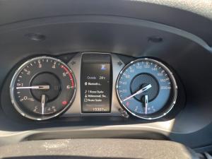 Toyota Hilux 2.8GD-6 double cab 4x4 Raider auto - Image 10