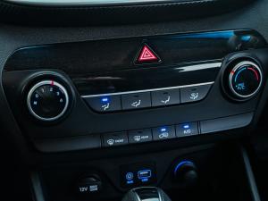 Hyundai Tucson 2.0 Premium auto - Image 13
