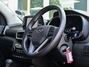 Hyundai Tucson 2.0 Premium auto - Image 9