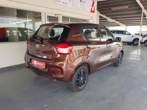 Toyota Vitz 1.0 XR manual - Image 2