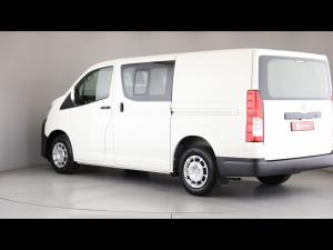 Toyota Quantum 2.8 LWB crew cab - Image 17