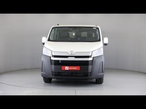 Toyota Quantum 2.8 LWB crew cab - Image 4