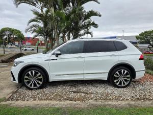 Volkswagen Tiguan Allspace 1.4 TSI R-LINE DSG - Image 16