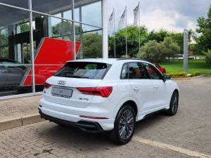 Audi Q3 35 Tfsi Stronic Black Edition - Image 12