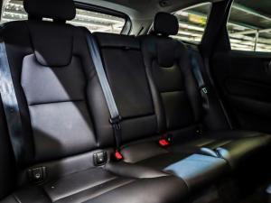 Volvo XC60 B6 AWD Plus Bright - Image 20