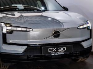 Volvo EX30 Ultra Single Motor Extended Range - Image 11