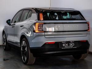 Volvo EX30 Ultra Single Motor Extended Range - Image 3