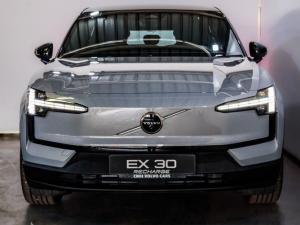 Volvo EX30 Ultra Single Motor Extended Range - Image 8