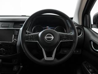 Nissan Navara 2.5DDTi double cab LE Plus