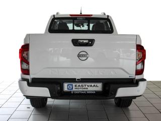 Nissan Navara 2.5DDTi double cab LE Plus