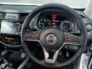 Nissan Navara 2.5DDTi double cab LE Plus