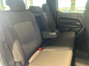 Volkswagen Amarok 2.0TDI double cab Life 4Motion auto - Image 13