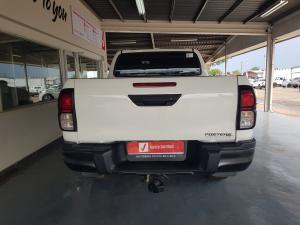 Toyota Hilux 2.8GD-6 double cab 4x4 Raider - Image 5