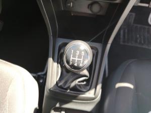 Suzuki Vitara Brezza 1.5 GLX - Image 17