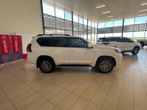 Toyota Land Cruiser Prado 2.8GD VX - Image 5