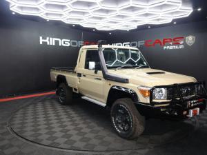 2018 Toyota Land Cruiser 79 4.5D-4D V8 single cab LX