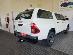 Toyota Hilux 2.8GD-6 48V double cab 4x4 Raider - Image 4