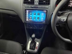Volkswagen Polo Vivo hatch 1.6 Life - Image 16