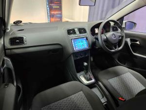 Volkswagen Polo Vivo hatch 1.6 Life - Image 4