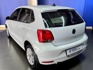 Volkswagen Polo Vivo hatch 1.6 Life - Image 7