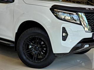 Nissan Navara 2.5DDTi double cab LE Plus