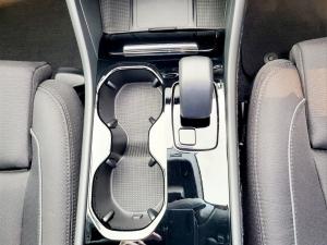 Volvo XC40 B4 Essential - Image 10