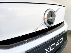 Volvo XC40 B4 Essential - Image 18