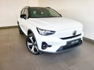 2024 Volvo XC40 B4 Essential