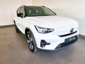 Volvo XC40 B4 Essential - Image 2