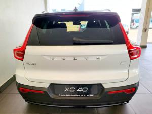 Volvo XC40 B4 Essential - Image 5