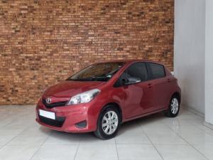 2012 Toyota Yaris 5-door 1.3 XS