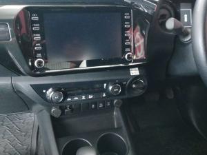 Toyota Hilux 2.8GD-6 double cab 4x4 Legend 50 auto - Image 12