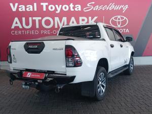 Toyota Hilux 2.8GD-6 double cab Raider auto - Image 4