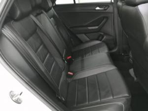 Volkswagen T-Roc 2.0TSI 4Motion R-Line - Image 7