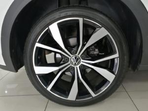 Volkswagen T-Roc 2.0TSI 4Motion R-Line - Image 9