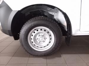 Isuzu D-Max 1.9TD single cab - Image 11