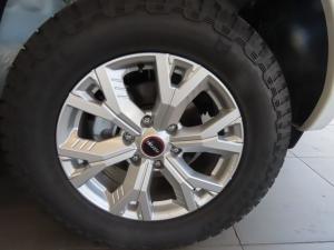 Isuzu D-Max 1.9TD double cab LS auto - Image 4