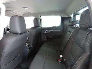 Isuzu D-Max 1.9TD double cab LS auto - Image 9